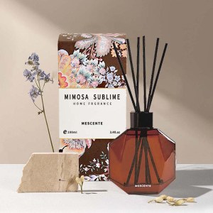 高档天然植物香薰 持久留香异形瓶无火香薰